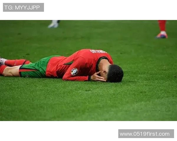 C罗与切赫的巅峰对决谁能在足球历史上留下更深刻的印记